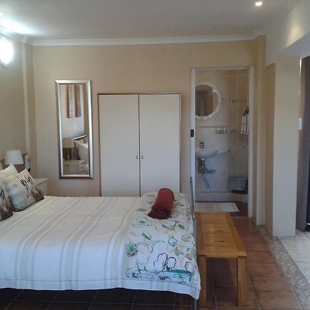 Aestas Bed & Breakfast Книсна Екстериор снимка